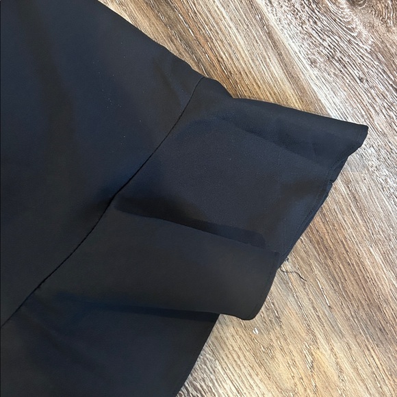 Elegant Black Long Sleeve Dress - Picture 5 of 6